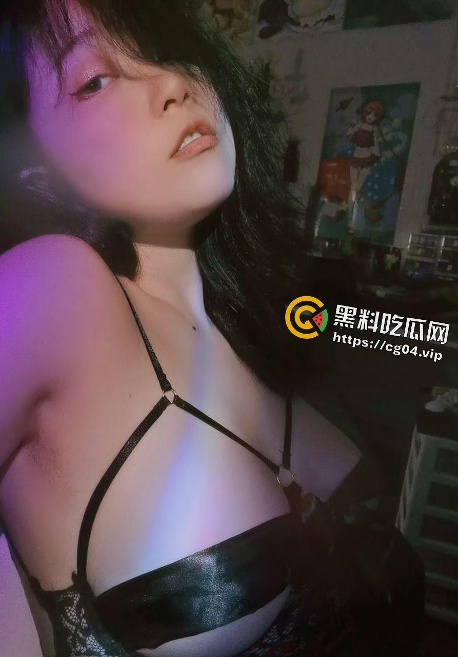 医生是只你的谎言 你是福利姬！开盒【Miruku】泌尿科医生下海做福利姬 主打的就是专业对口-5