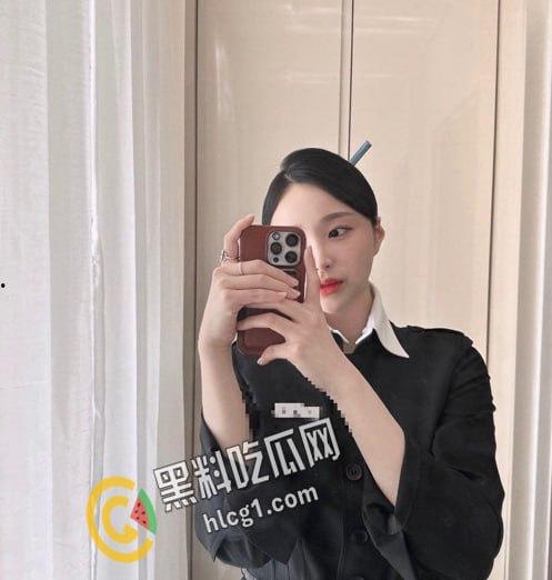 韩国空姐与富商男友 性感私密视频惨遭泄露 完整版全部曝光 果然是财阀的玩物啊-5