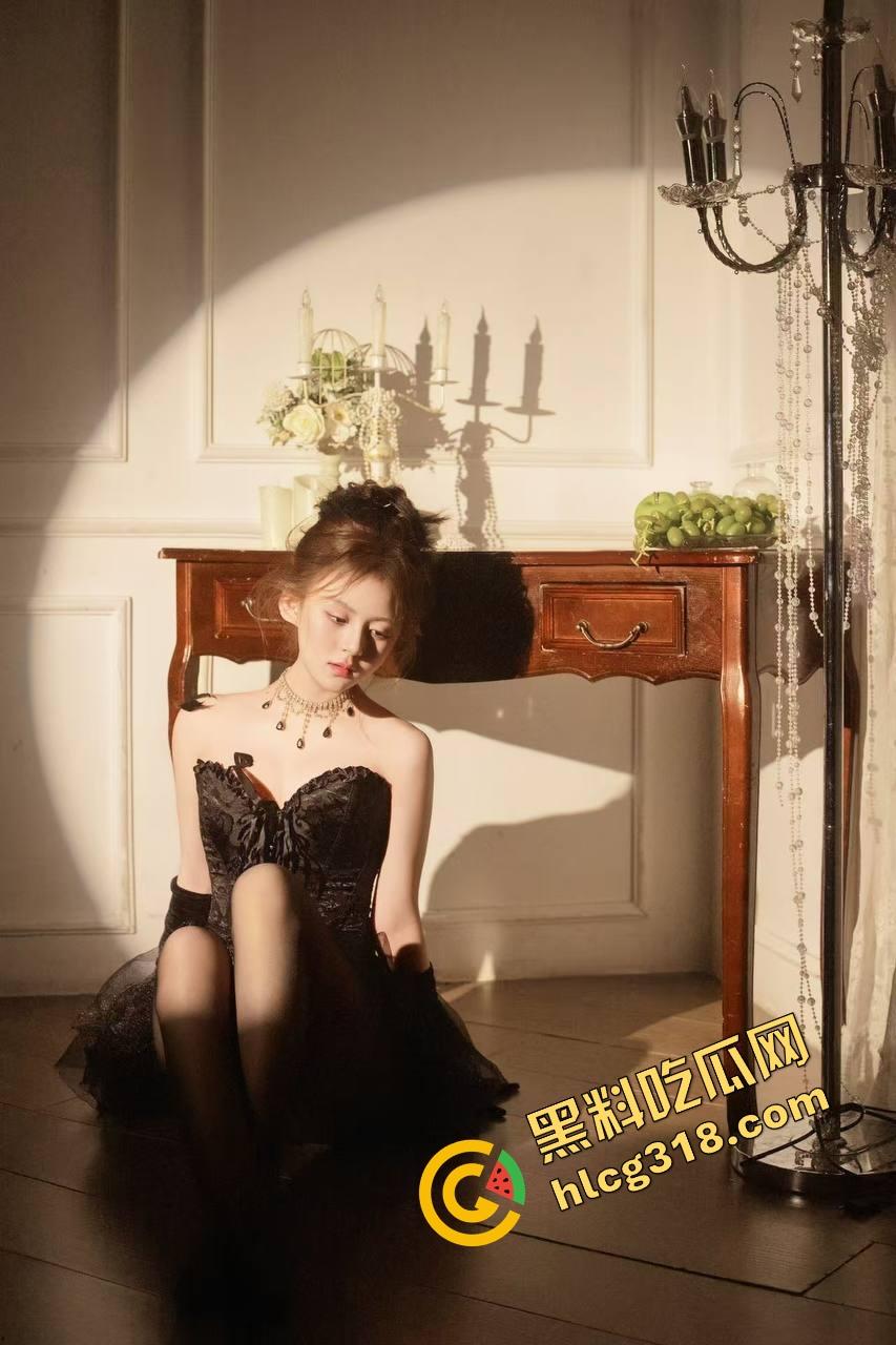 安徽信息科技大学『宁雪甜』线上勾搭钓金主，被调教成8K包养母狗，大学还没毕业就成了人形宠物！-4