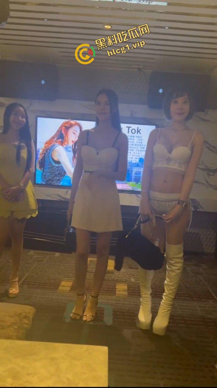 欢迎来到非诚勿扰海选现场！看各位女嘉宾如何风骚 体验金主既视感！-9