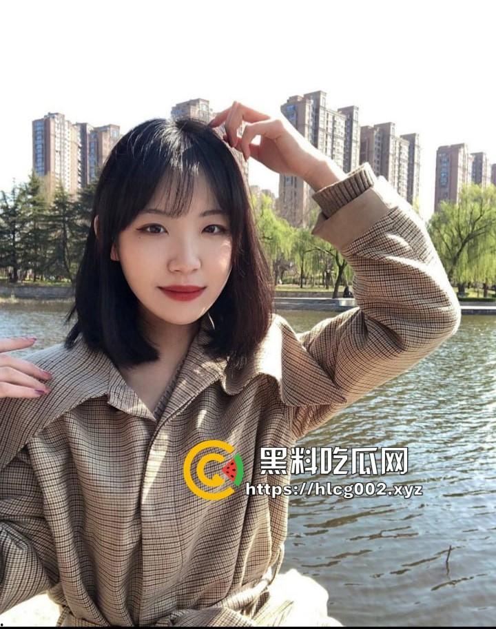 山东济南反差婊吕金梦被调教投稿流出！你的新娘我的肉便器-5