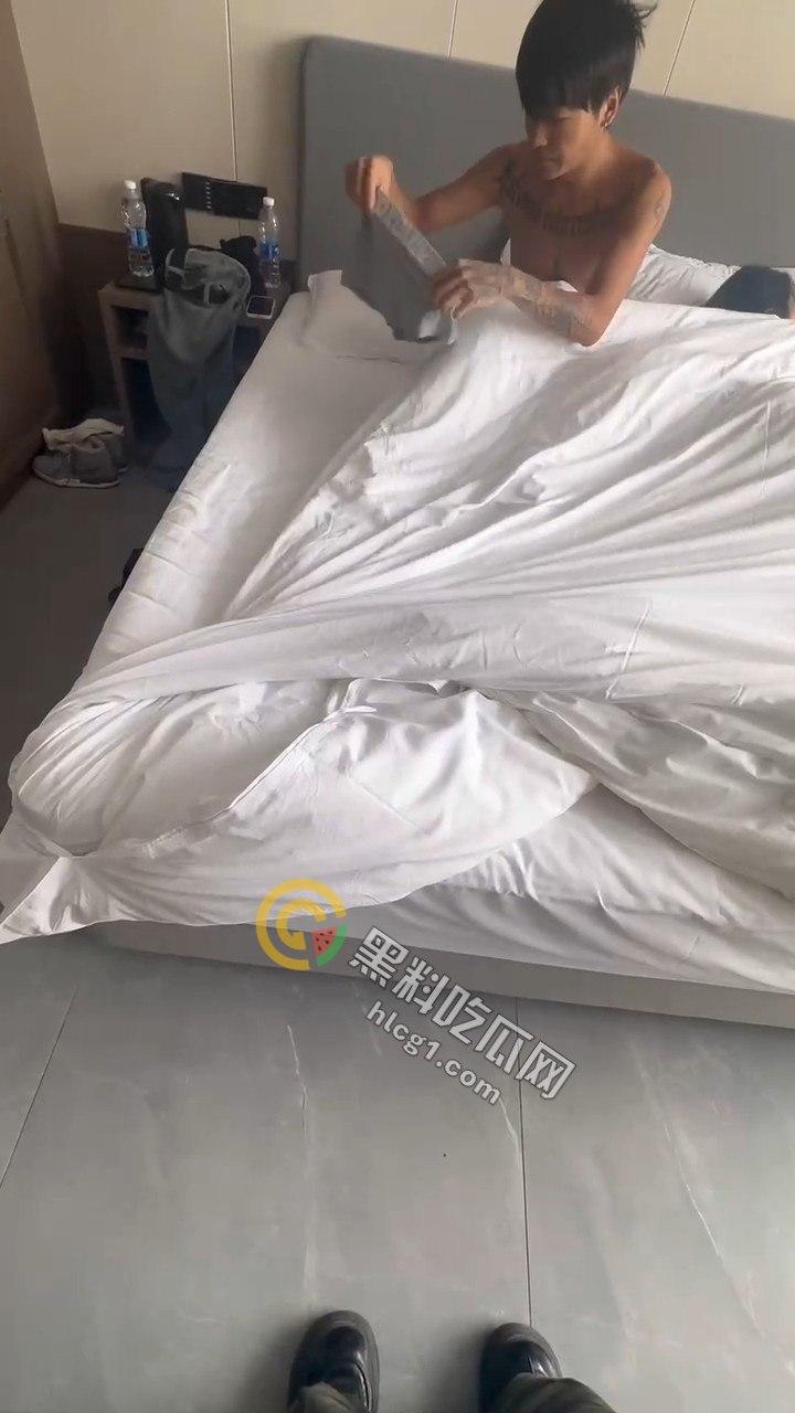 狗血剧情现实版！女友酒店捉奸狗男女，直接在抖音曝光全过程，网友围观爆棚！-4