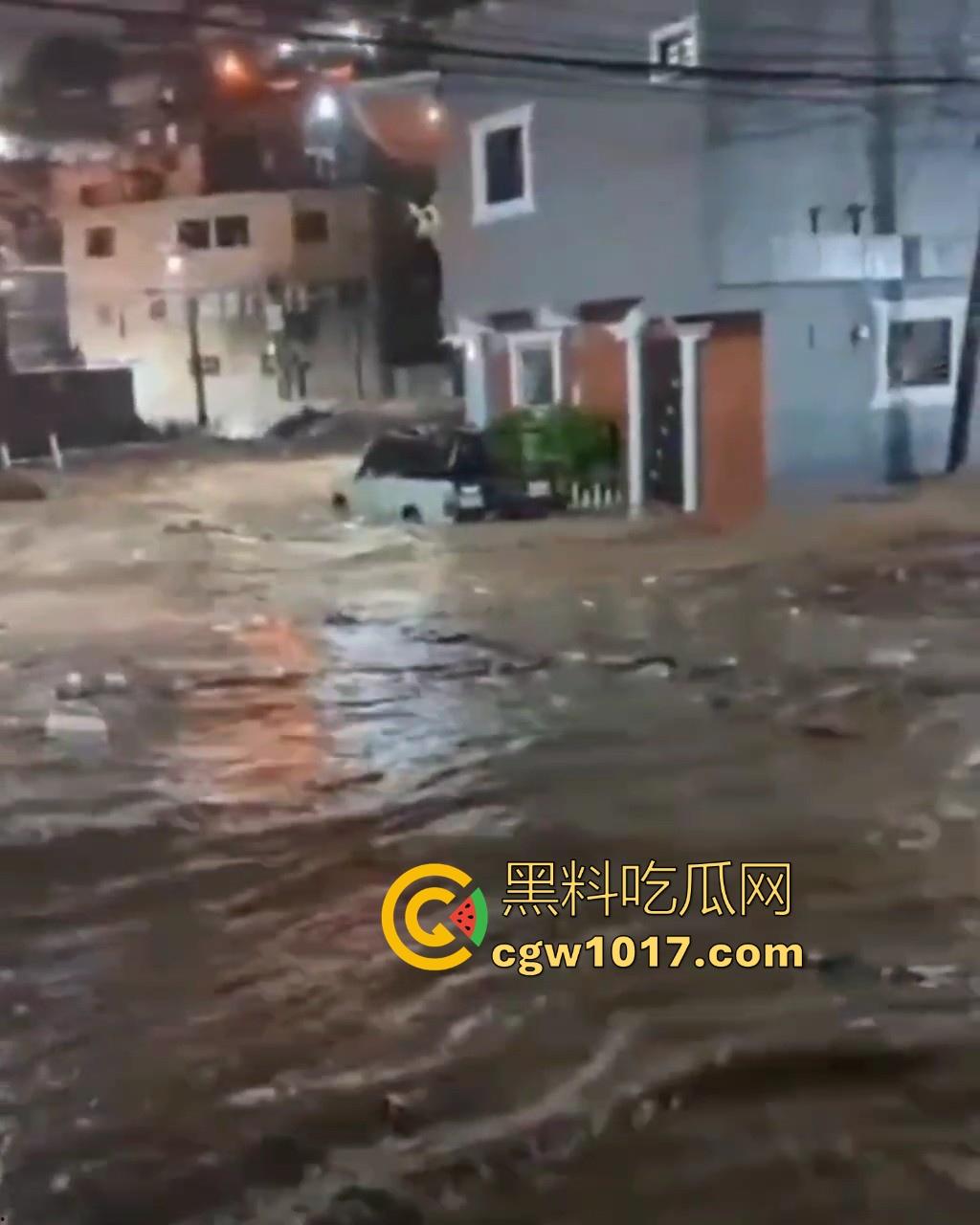 中美洲正遭受严重洪灾！危地马拉、哥斯达黎加和洪都拉斯一直处于这场灾害的中心区域，现在地球环境恶劣天气多变！-9