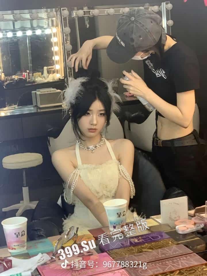 抖音百万粉丝网红『我不是脑花』大尺度视频流出 粉嫩身体骚逼淫液超多！-5