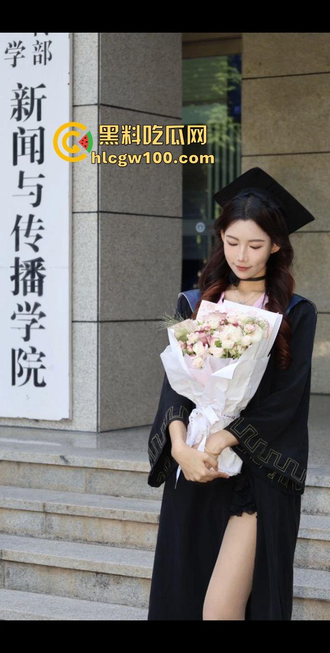 广州大学新闻与传播学院极品校花,渣男曝光超美粉鲍顶级肥臀,堪称天生性交名器,颜值身材全拉满!-1