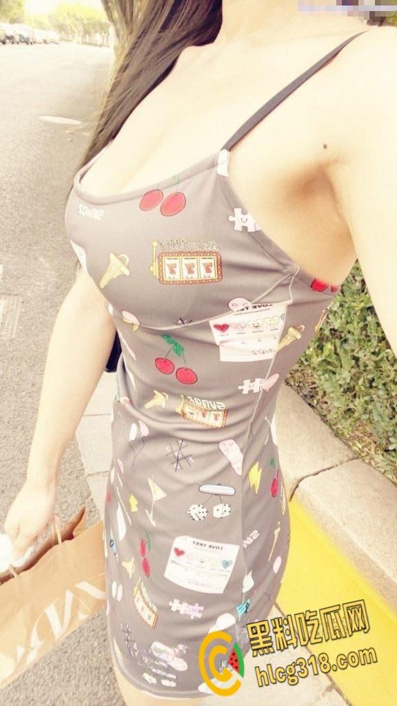 性感御姐穿破洞牛仔裤，主动求欢性感后入，火辣挑逗高潮颜射看着就泄火!-4