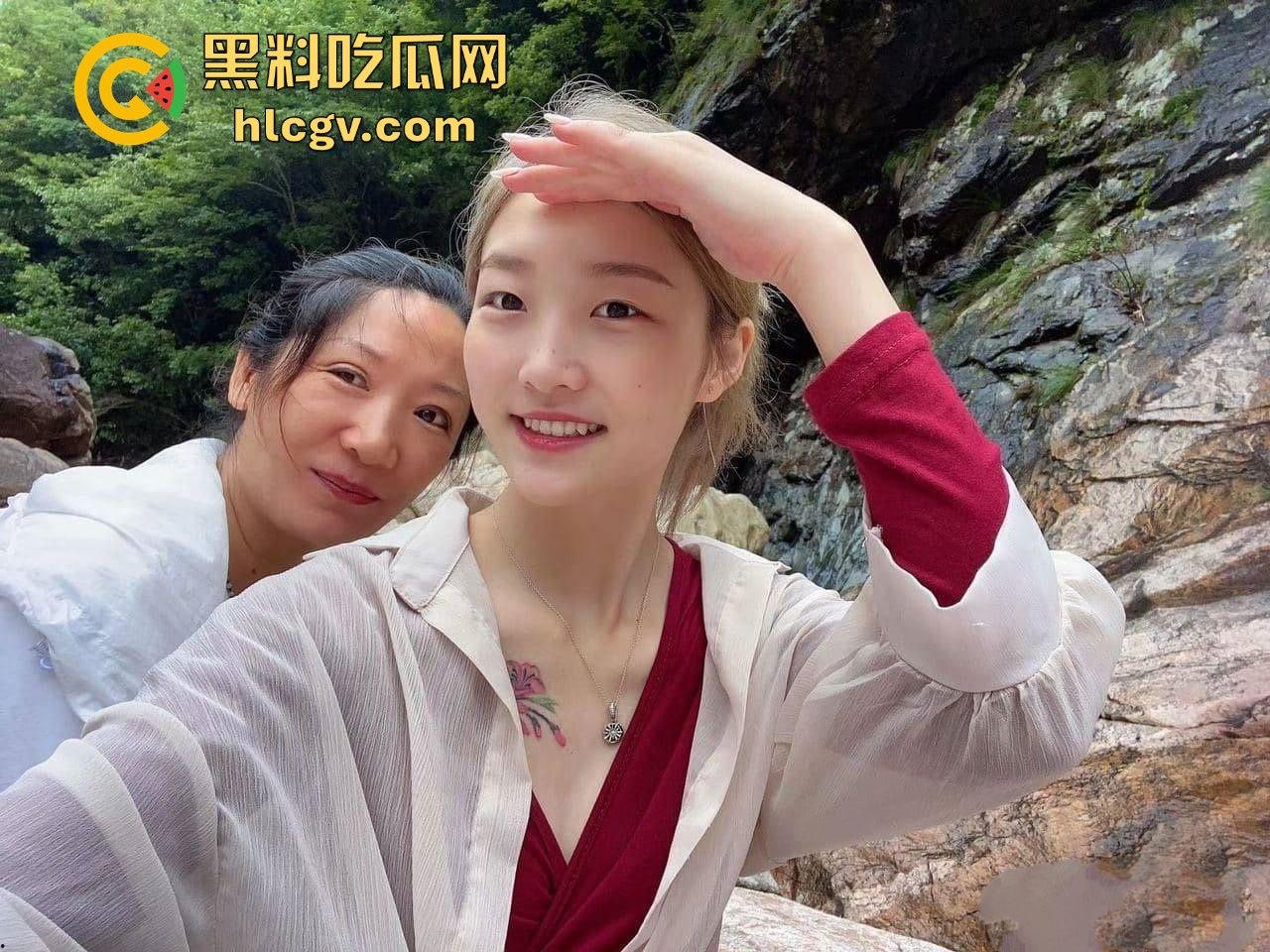 上海富家千金【卢诗桃】遭渣男坑惨!手后被曝光,优雅妹子栽在渣男手里丢钱又丢人!-5