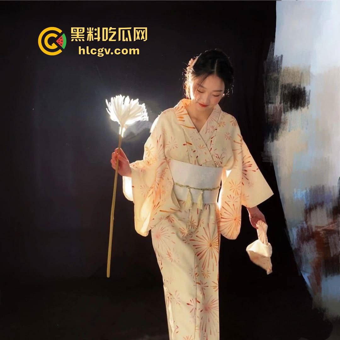 上海富家千金【卢诗桃】遭渣男坑惨!手后被曝光,优雅妹子栽在渣男手里丢钱又丢人!-6